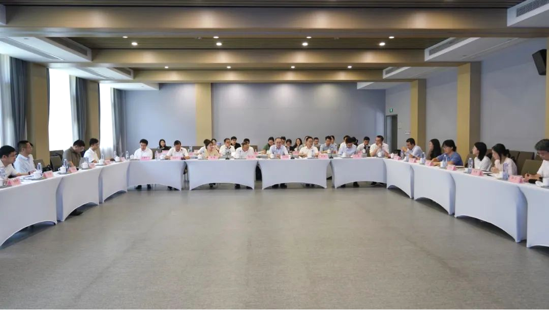 浙江省科创母基金（一期）、浙江省高端装备产业基金合伙人会议暨基金赋能新质生产力座谈会顺利召开.png